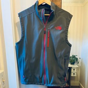 The North Face Vest / Shell